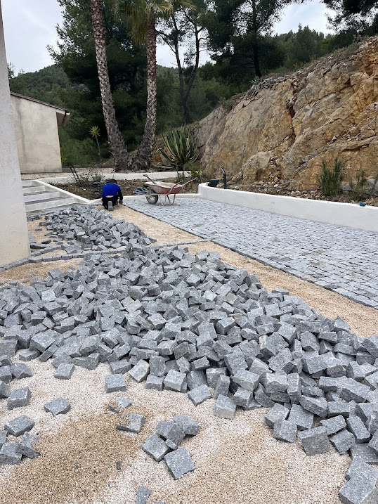 Après pose de pavés Sanary